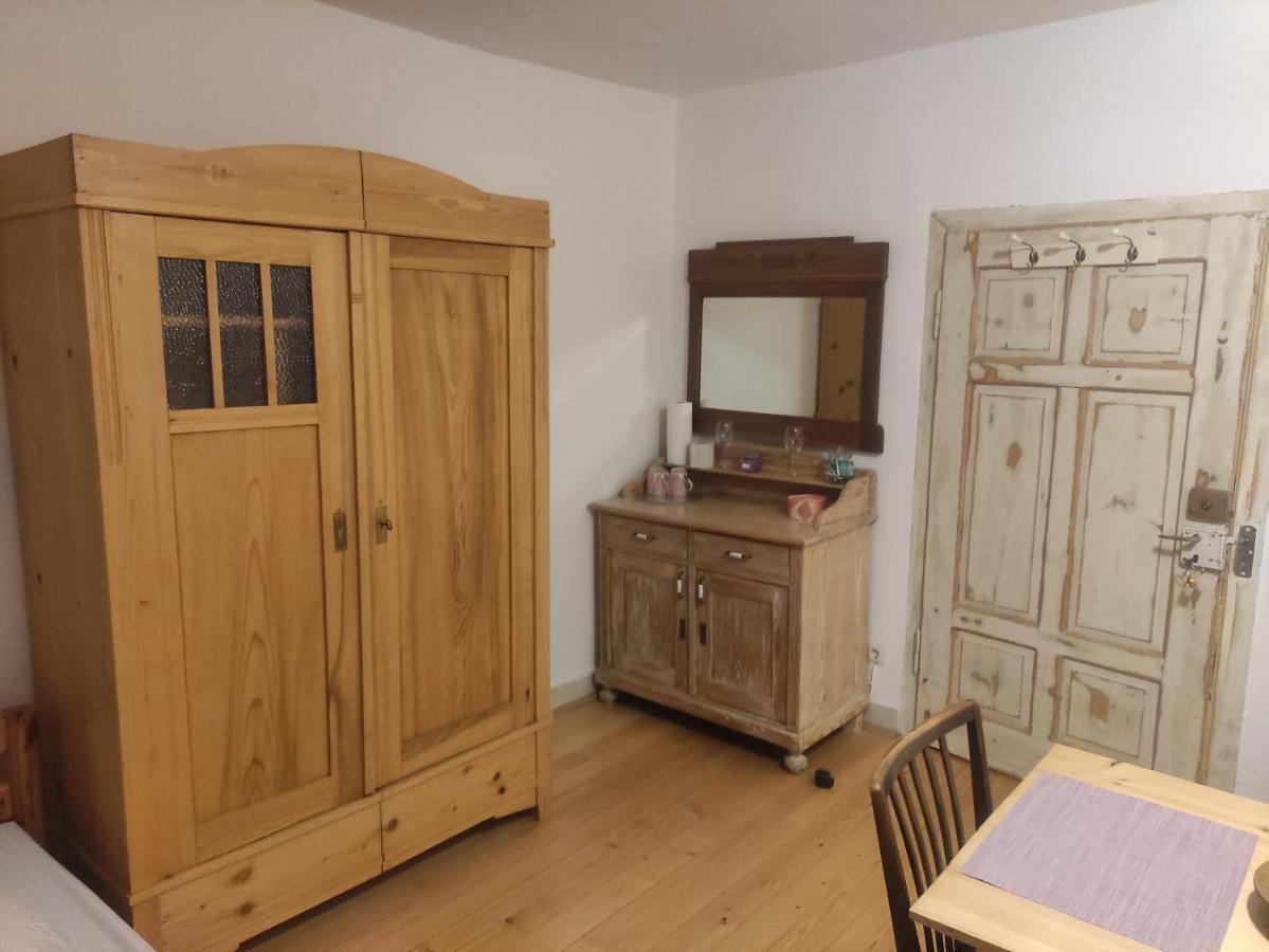 Blaufelden Zimmer A Veljanovski מראה חיצוני תמונה